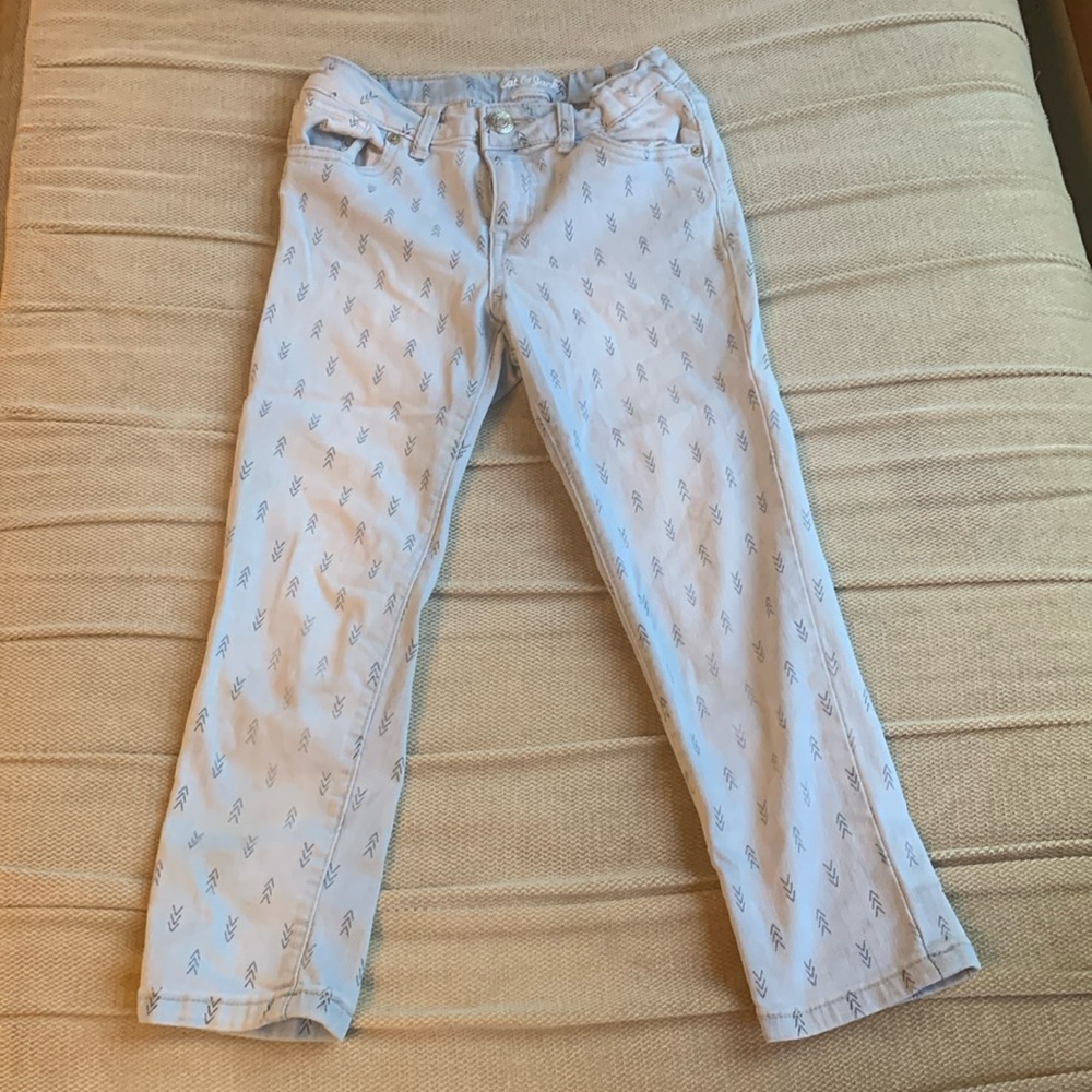 Cat and Jack size 10 patterned light jeans